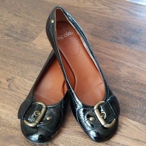 Nicole flats